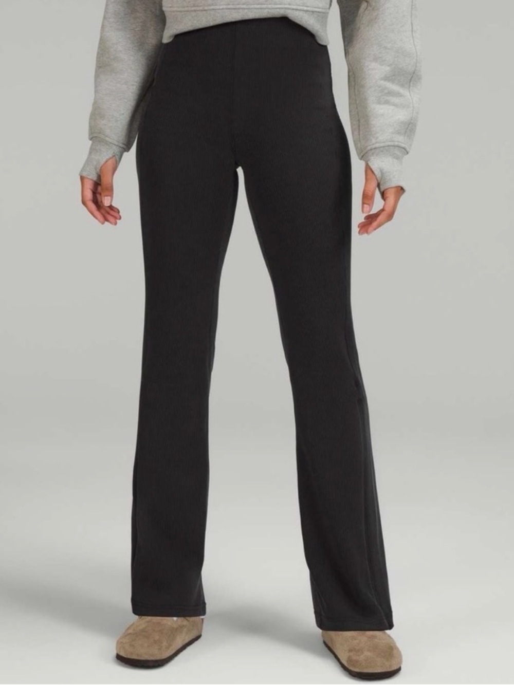 NWOT Lululemon Ribbed Softstreme Flared Pant Size 6 Black
